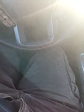 Snapshot of Jackauff69 chatting on 02/18/25, 02:27 Jackauff69 online show from 02/18/25, 02:27