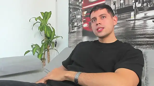 Snapshot of ANDER_PEREZ chatting on 03/13/25, 04:23 ANDER PEREZ online show from 03/13/25, 04:23