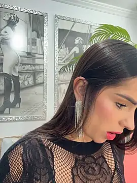 Mau White online show from 04/18/26, 06:34