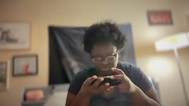 Yagurl  west online show from 01/25/25, 12:58