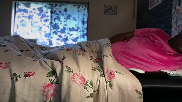 Yagurl  west online show from 01/06/26, 06:22