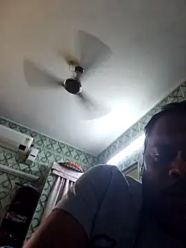 rooster6 online show from 03/25/26, 04:51