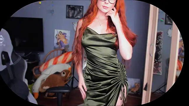 Snapshot of KlementinaBbG chatting on 12/04/24, 08:18 KlementinaBbG online show from 12/04/24, 08:18