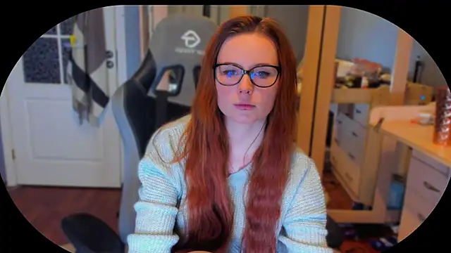 Snapshot of KlementinaBbG chatting on 01/27/25, 08:17 KlementinaBbG online show from 01/27/25, 08:17