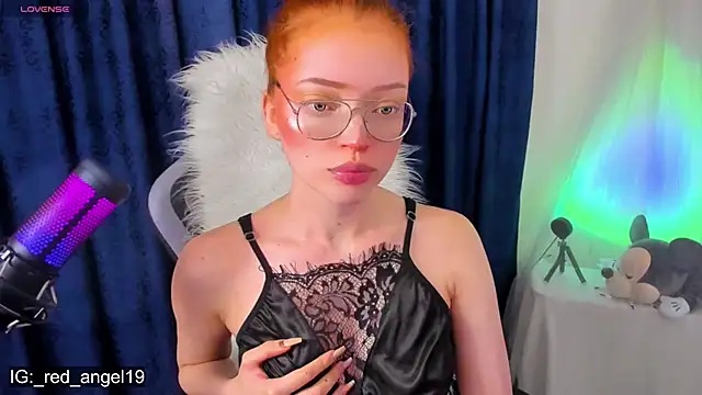 Snapshot of Asian_volcoba_a chatting on 03/10/25, 05:00 Asian volcoba a online show from 03/10/25, 05:00