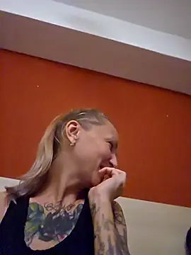 bigpuff hott online show from 10/04/25, 09:46