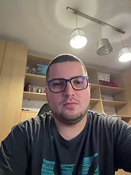 bigpuff hott online show from 10/18/25, 04:19