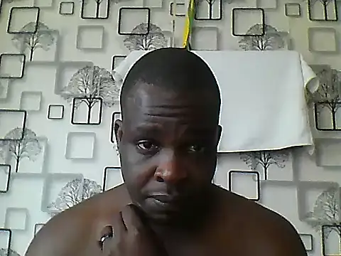 Chumba 001 online show from 10/03/25, 09:50