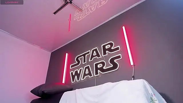 miiss anna online show from 02/01/25, 02:13