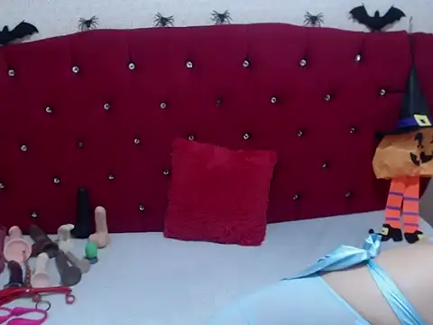 AdaFawxx online show from 10/31/25, 03:51