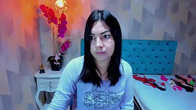 AdaFawxx online show from 02/06/26, 04:39