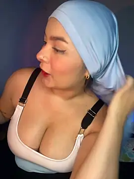 aneesa darzi online show from 12/04/24, 12:52