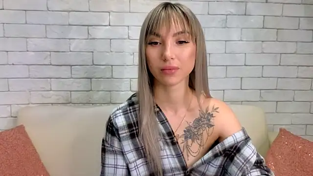 MiaMinx online show from 02/10/25, 01:46