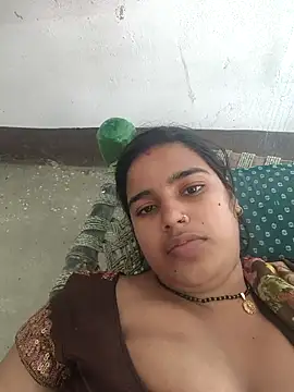 Snapshot of Baby_Muskan chatting on 10/24/25, 05:26 Baby Muskan online show from 10/24/25, 05:26