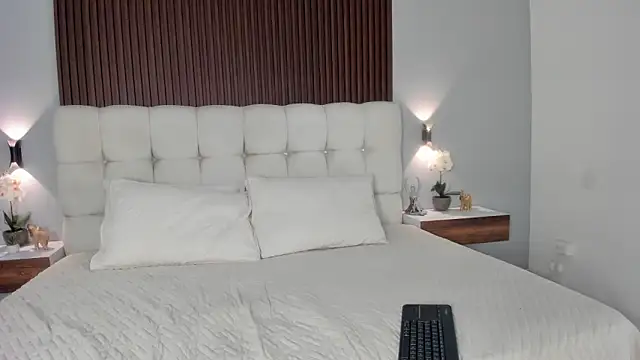 sofi potter  online show from 03/07/26, 09:23