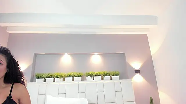 Ashleyy23x online show from 10/18/25, 07:58