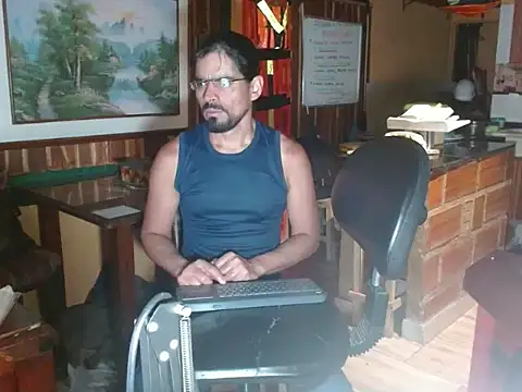 Dr Pocholate84 online show from 05/15/26, 11:34