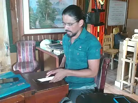 Dr Pocholate84 online show from 05/19/26, 08:04