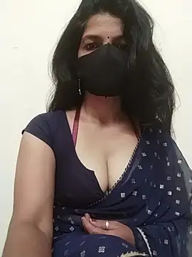 Snapshot of Shuttii_25 chatting on 01/10/25, 05:26 Shuttii 25 online show from 01/10/25, 05:26