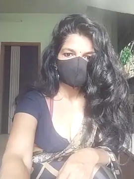 Snapshot of Shuttii_25 chatting on 09/13/25, 04:12 Shuttii 25 online show from 09/13/25, 04:12