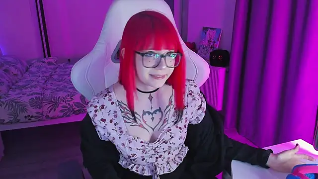 Yumi Youkai online show from 02/10/25, 02:59