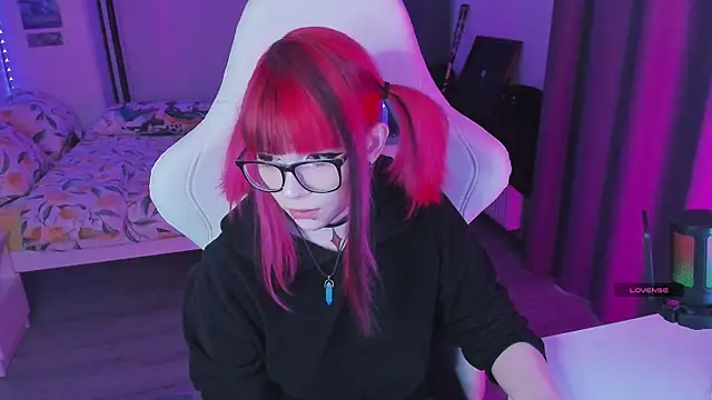 Yumi Youkai online show from 09/15/25, 03:39