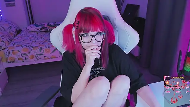 Yumi Youkai online show from 09/17/25, 05:14