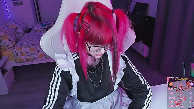 Yumi Youkai online show from 09/18/25, 08:00