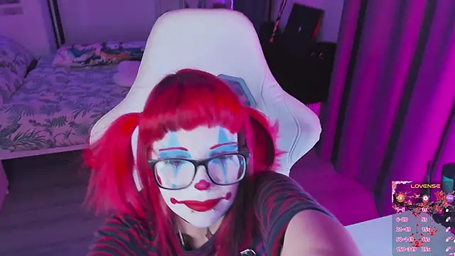 Yumi Youkai online show from 10/11/25, 06:28