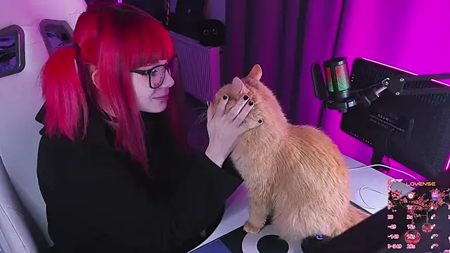 Yumi Youkai online show from 10/16/25, 12:55