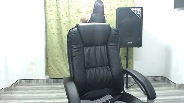 LAURA CRAIZY online show from 03/28/26, 03:17