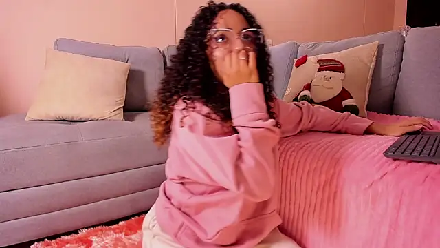 DAHLIA BROWNIE online show from 12/17/25, 04:29