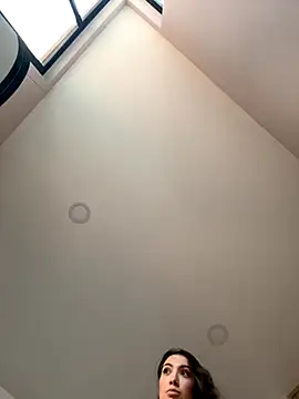 AnnaCastillo  online show from 10/21/25, 09:04