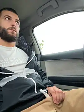 ElChapoGuzman95 online show from 09/17/25, 04:36