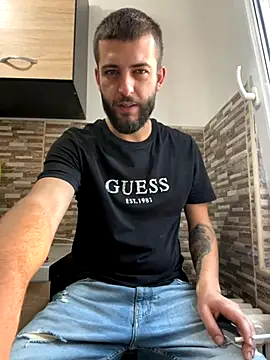 ElChapoGuzman95 online show from 10/21/25, 05:30