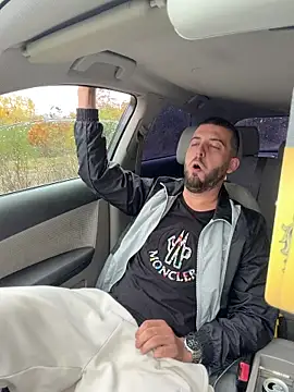 ElChapoGuzman95 online show from 10/26/25, 06:19