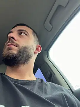 ElChapoGuzman95 online show from 11/10/25, 06:45