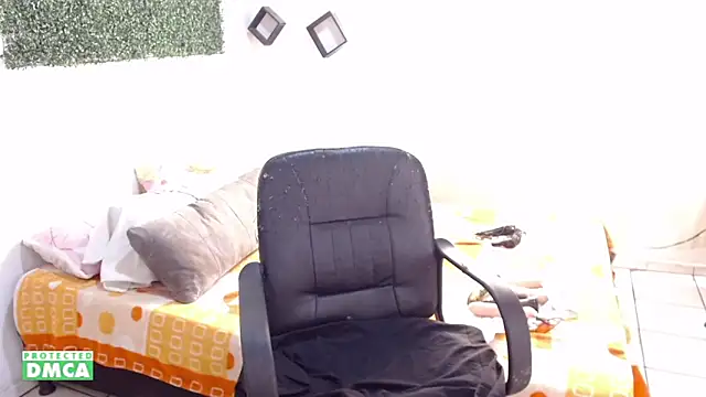 danielapalmer  online show from 12/08/24, 08:15