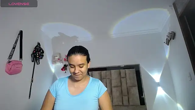 tiffany  pink online show from 11/15/25, 10:04