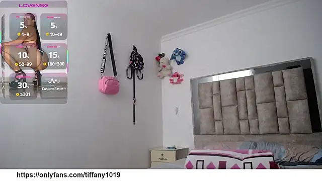 tiffany  pink online show from 03/08/26, 06:12