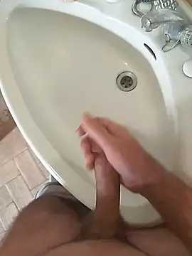 Snapshot of Neria chatting on 02/24/26, 05:11 Neria online show from 02/24/26, 05:11