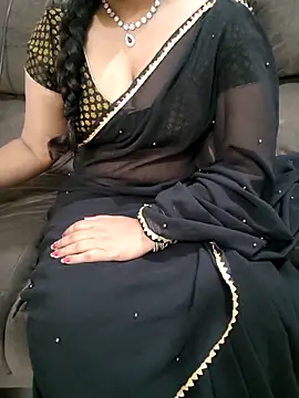 Mounika25 online show from 04/21/26, 07:06