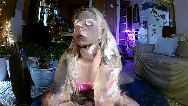 lyra rose online show from 04/27/26, 06:39