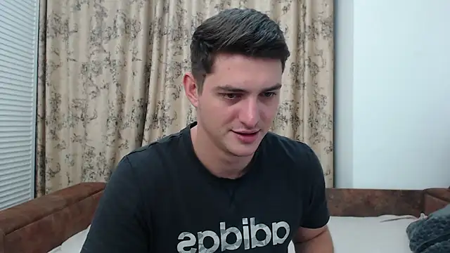 Snapshot of AndyFame chatting on 12/02/24, 10:56 AndyFame online show from 12/02/24, 10:56