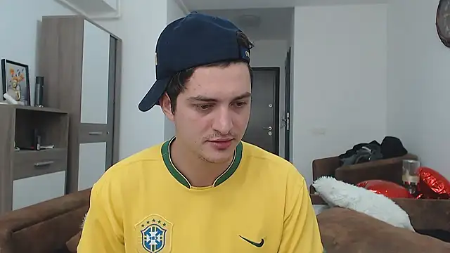 Snapshot of AndyFame chatting on 02/19/25, 10:34 AndyFame online show from 02/19/25, 10:34