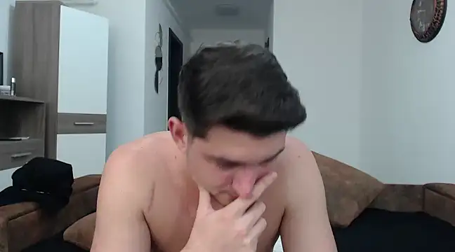 Snapshot of AndyFame chatting on 03/17/25, 12:19 AndyFame online show from 03/17/25, 12:19