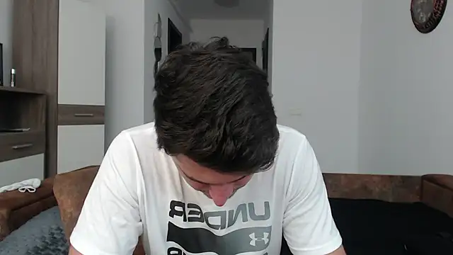 Snapshot of AndyFame chatting on 03/19/25, 02:27 AndyFame online show from 03/19/25, 02:27