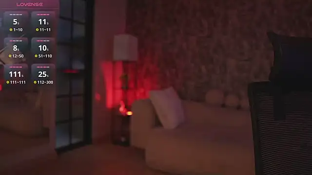 HannahW  online show from 10/02/25, 08:05