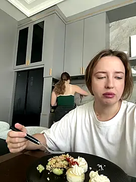 Snapshot of Nura_n_Sarah chatting on 10/02/25, 03:46 Nura n Sarah online show from 10/02/25, 03:46