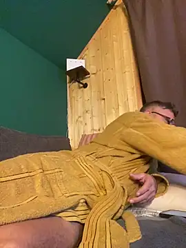 Mikemike19m online show from 01/30/25, 08:10